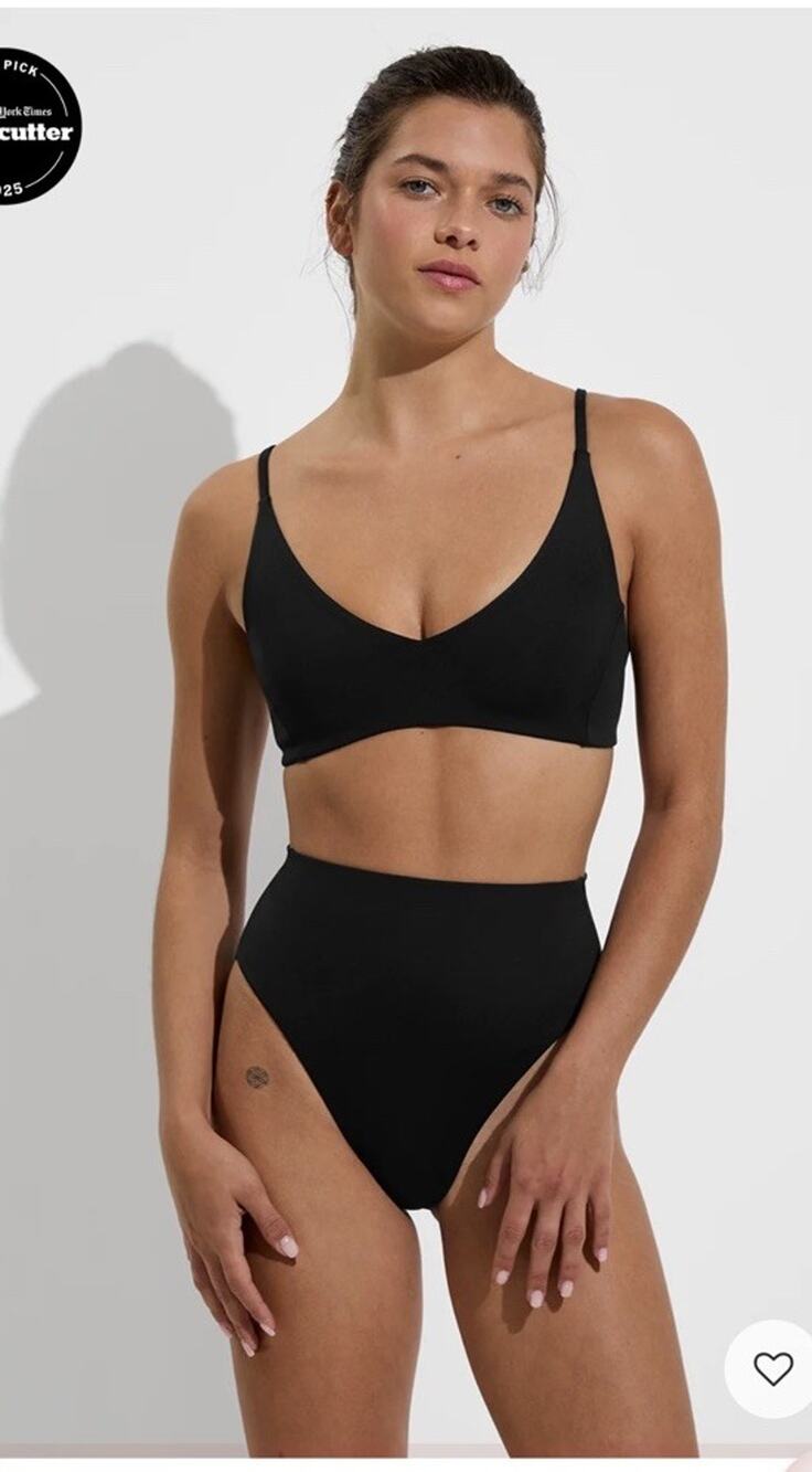 NEW! $110 LEFT ON FRIDAY SUNDAY BIKINI TOP Black SZ M NWT